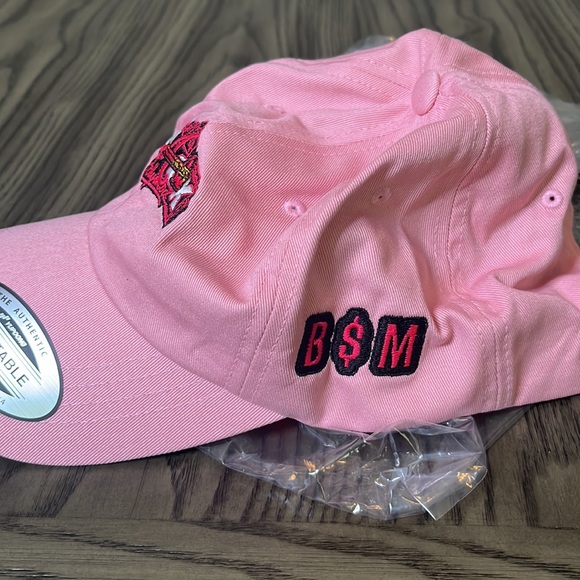 Bred Inc black Hollywood dad hat - Picture 3 of 4